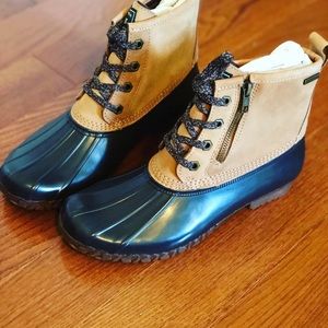 New! G.H. Bass & Co. Danielle Tan/Choc Duck Boot